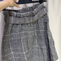 服39 チェック　スカート　(ベルト付き)の画像