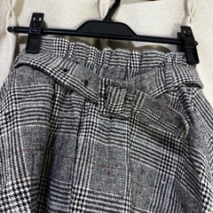 服39 チェック　スカート　(ベルト付き)の画像