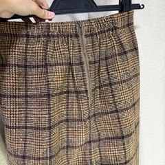 服40 ブラウンチェック　スカートの画像