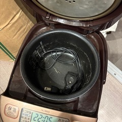 炊飯器の画像