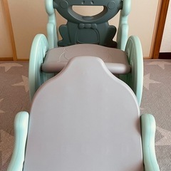 すべり台＆木馬の画像