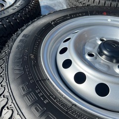新車はずし　ダイハツ　ハイゼットジャンボ純正タイヤ12インチ　ホイール付き4本セットの画像