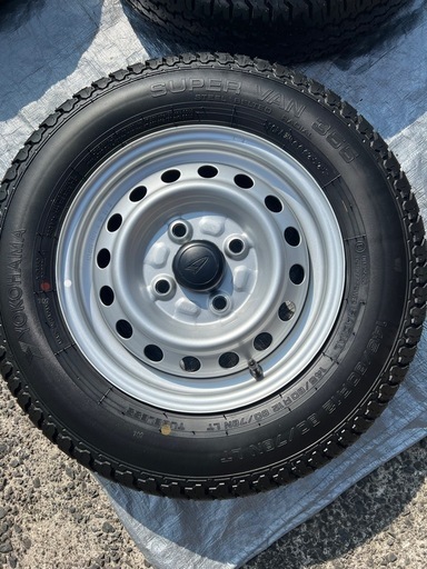 新車はずし　ダイハツ　ハイゼットジャンボ純正タイヤ12インチ　ホイール付き4本セット
