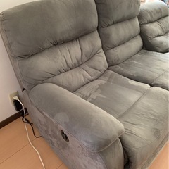 ニトリ電動リクライティングソファの画像