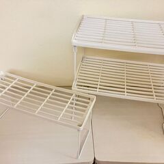 【無料】折り畳み小物棚3個の画像