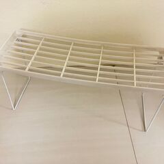 【無料】折り畳み小物棚3個の画像