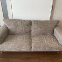 家具　ソファ　2人掛け用余裕あります　の画像
