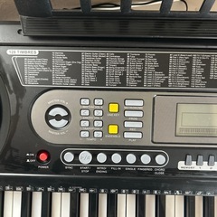 電子ピアノの画像