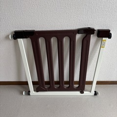 コンビ ネムリラ オートスイング メッシュカバー付き  の画像
