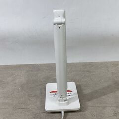 オーム電機 LEDデスクランプ 卓上照明 ライト デスクライト ホワイト 白 2021年製 25h菊NSの画像