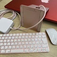 【値引き交渉歓迎!!】Apple iMac 24インチ A2438 Retina 4.5Kディスプレイ M1 8コアCPUGPU 256GB メモリ8GB ピンク レッド 2021の画像
