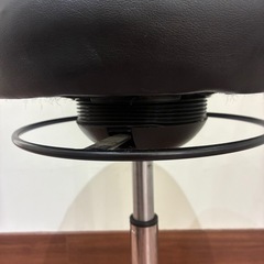スツールの画像