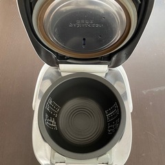 TOSHIＢＡ東芝　炊飯器　真空圧力IHの画像