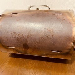 バーベキューコンロセット　コンパクト 写真のように使用感ありますが、まだまだ使用できます。の画像