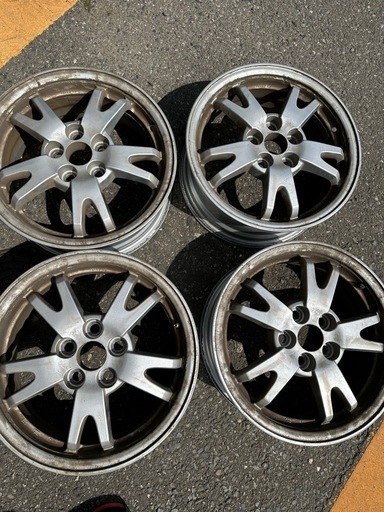 トヨタ純正ホイール　15-6.0＋45 100 5H 4枚