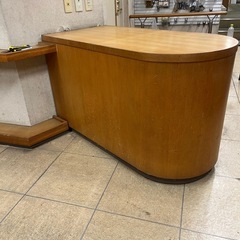 無料で差し上げます。特注木製作業台　　オークションの撮影台やレジスタ台としても使えます。の画像