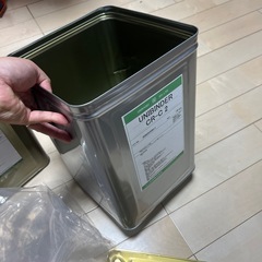 一斗缶【18L】2缶セット　フタ付きタイプの画像