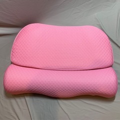 ◆ ほぼ新品◆リラクゼーションネックピロー◆ベッド枕＊低反発◆柔らかい＊多目的◆首と肩あらゆる寝姿勢に対応した睡眠枕◆ピンクの画像