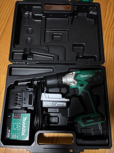 そろそろ終了　値下げマキタ　インパクトM695Dセット