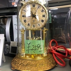 いろんな掛け時計と置き時計‼️一つ￥800円〜￥2580円⭕️の画像