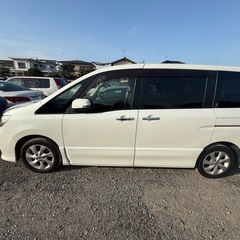 23年車検9年6月　セレナ　ハイウェスターvセレクションの画像