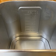 a(7436) 角型キッチンポット 目盛り付き 手付 蓋付き ステンレス 容量20.0L 調理器具 厨房用品 業務用 飲食店の画像