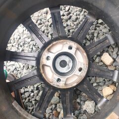 バリ溝スタッドレス☆アクア、フィット、☆コンパクトサイズ車に☆175/65r15の画像