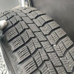 バリ溝スタッドレス☆アクア、フィット、☆コンパクトサイズ車に☆175/65r15の画像