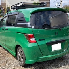 4ナンバー貨物登録ホンダモビリオスパイク　ホンダ×コールマンコラボ車両の画像