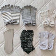 5本指靴下とカバー、靴下のセットです！の画像