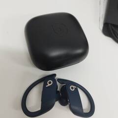 【現状品】POWERBEATS PRO ワイヤレスイヤホン の画像