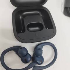【現状品】POWERBEATS PRO ワイヤレスイヤホン の画像