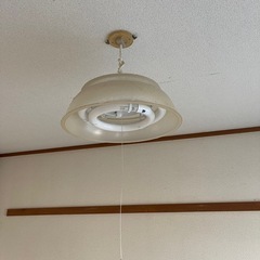 照明器具　蛍光灯の画像