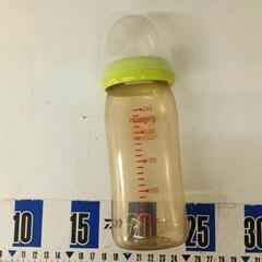 0829-035 pigeon哺乳瓶　プラスチック製の画像