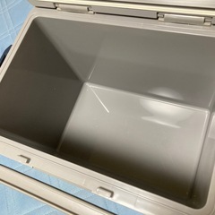 クーラーボックスの画像