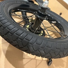 ストライダー　キックバイク　ブレーキ付き　黒 　の画像
