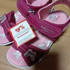 28(約17.7cm)スーパーフィットキッズサンダル輸入品の画像