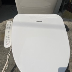 温水洗浄便座 温水便座 パナソニック トイレの画像