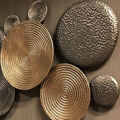 25K364 ジB Ashley アシュレイ Emsley Wall Decor ウォールデコ ウォールアート 金属製 インテリア モダン アンティーク風 中古の画像