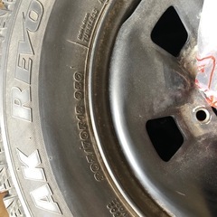 車のパーツ　タイヤ　冬のタイヤの画像