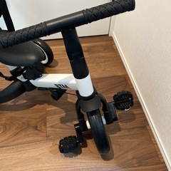 【取引中/購入不可】BTM 子供用三輪車 4in1 三輪車のりもの 押し棒付の画像