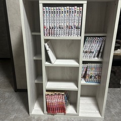 白い本棚　美品の画像
