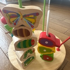 はらぺこあおむしおもちゃの画像