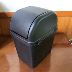 ダストボックス　ブラックの画像