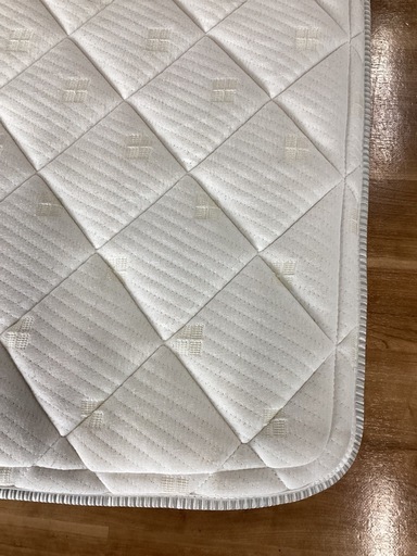 ダブルベッド〈ワイドクイーン〉【町田市再生家具】251564