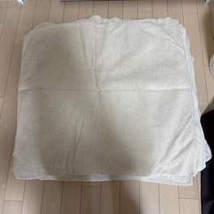 【中古品】ベージュ　無地　バスタオルの画像