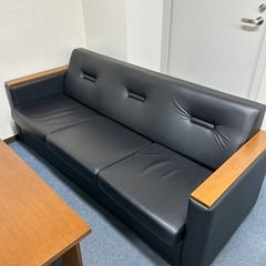 オフィス家具メーカー「ITOKI」応接セットの画像