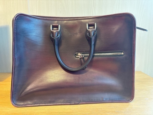 未使用　ベルルッティ　アンジュール　ブリーフケース