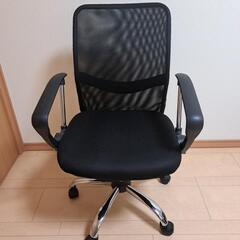 【取引中】昇降可能　キャスター付き　オールメッシュ　デスクチェアの画像