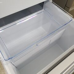 J1410【リユースのサカイ柏店】YAMADA　ヤマダ　3ドア冷蔵庫　YRZ-F36K　2024年製 クリーニング済み　参考価格164,780円の画像